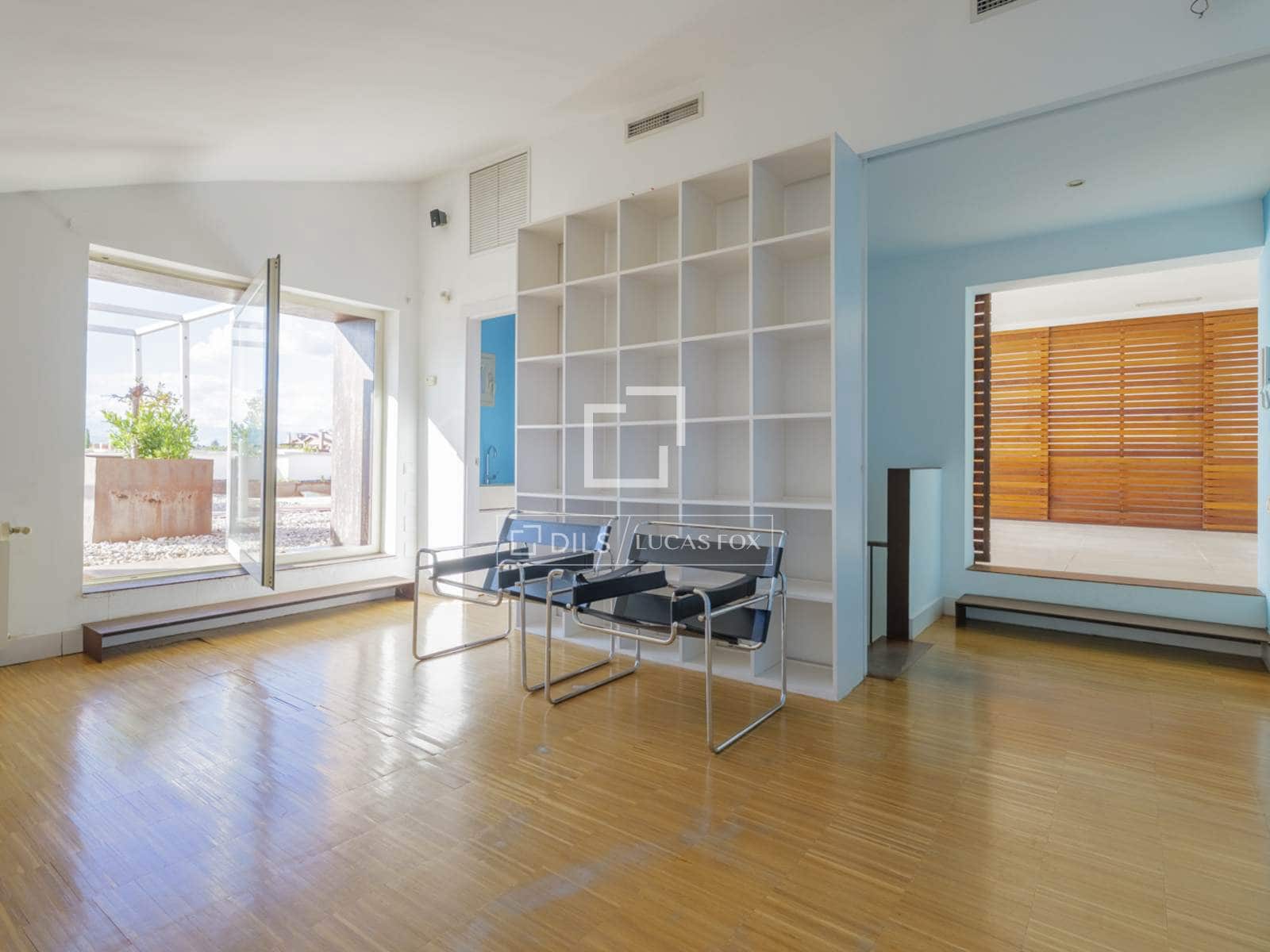 5 sovrum Takvåning till salu i Madrid stad med pool garage - 1 890 000 € (Ref: 9840654)