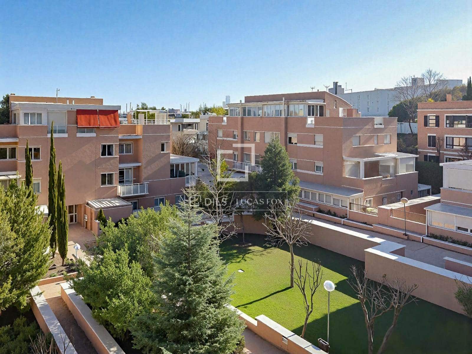 5 sovrum Takvåning till salu i Madrid stad med pool garage - 1 890 000 € (Ref: 9840654)