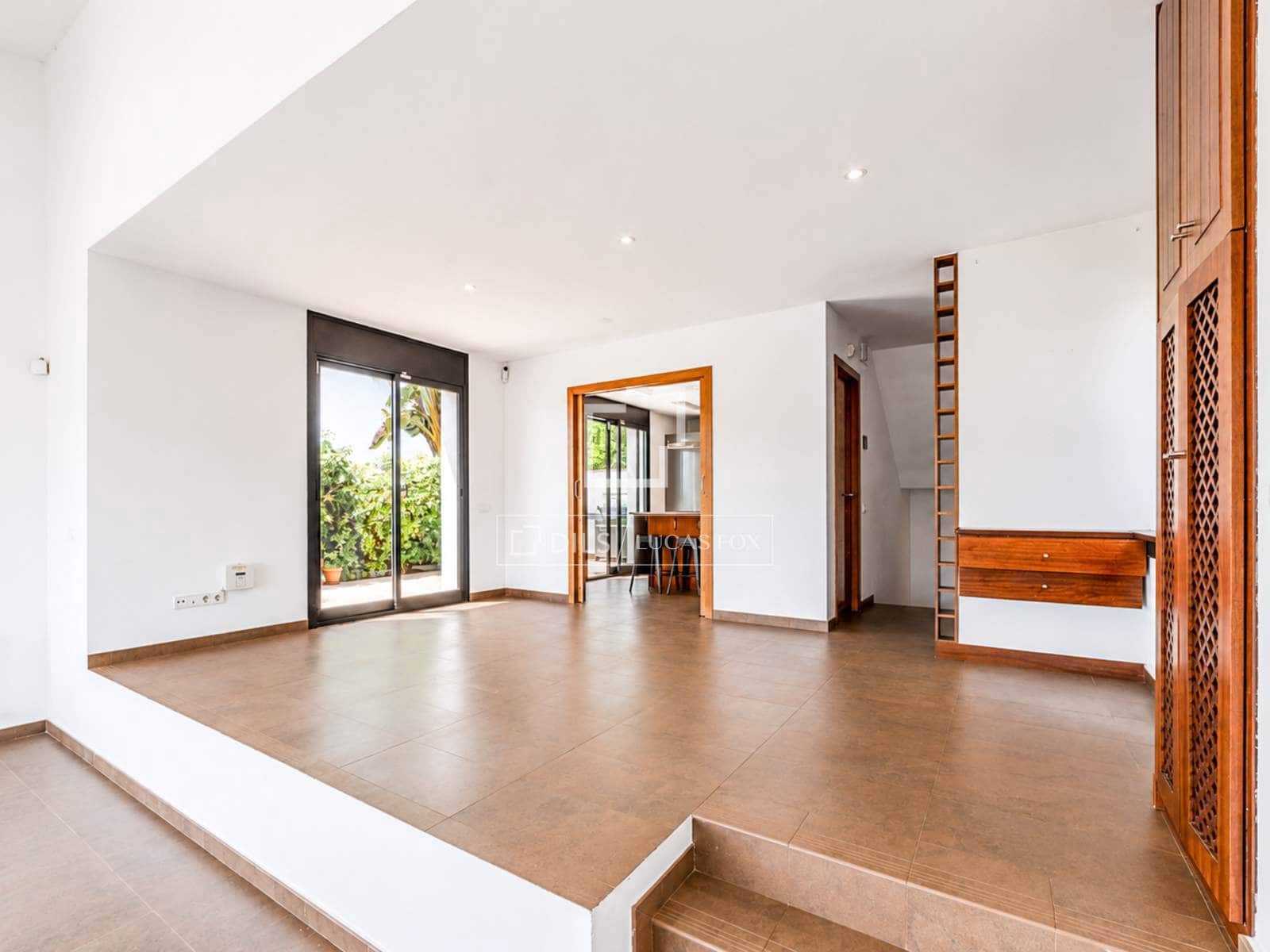 Chalet de 4 habitaciones en Sant Pere de Ribes en venta con piscina garaje - 1.250.000 € (Ref: 9841092)