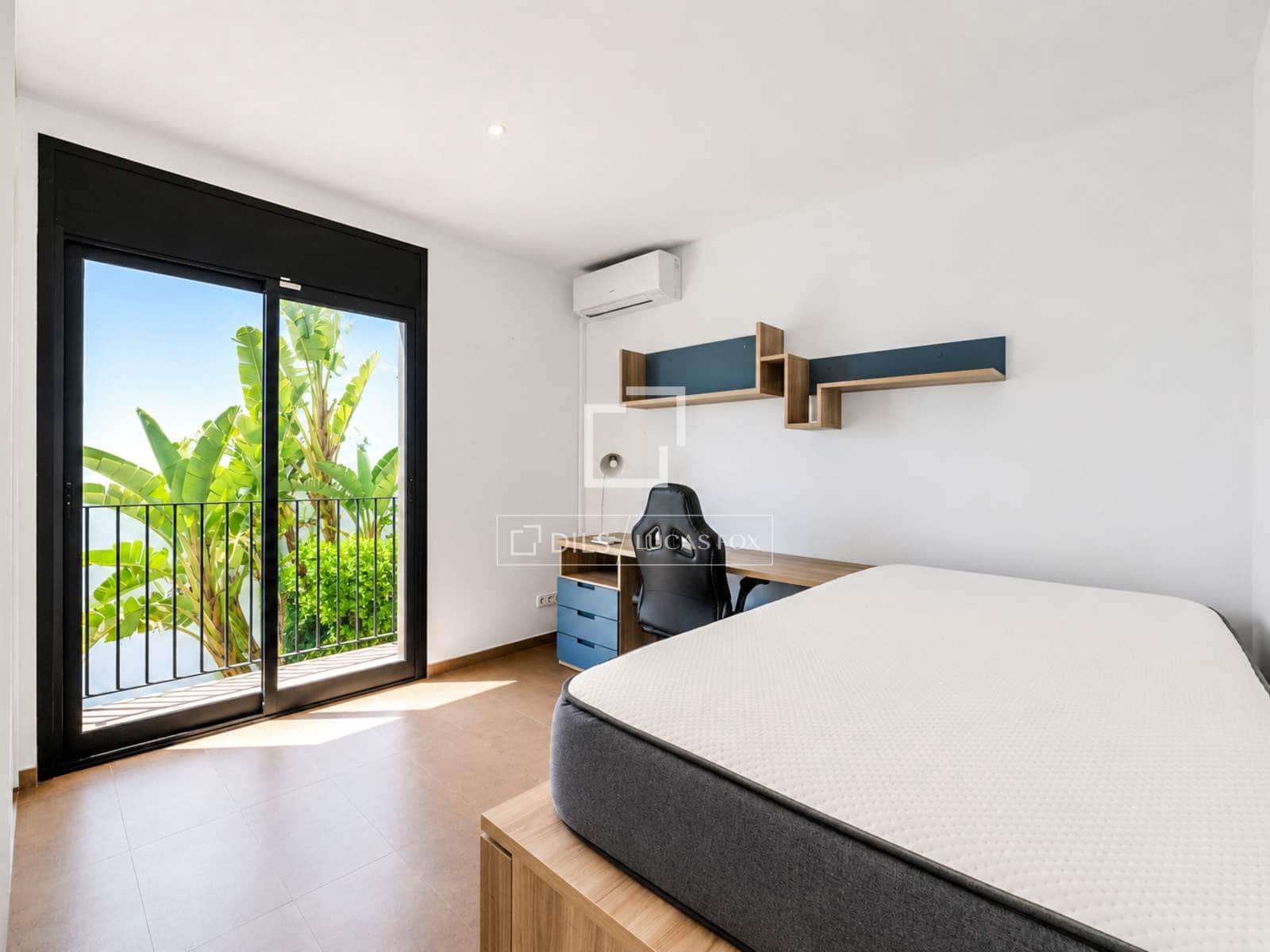 Chalet de 4 habitaciones en Sant Pere de Ribes en venta con piscina garaje - 1.250.000 € (Ref: 9841092)