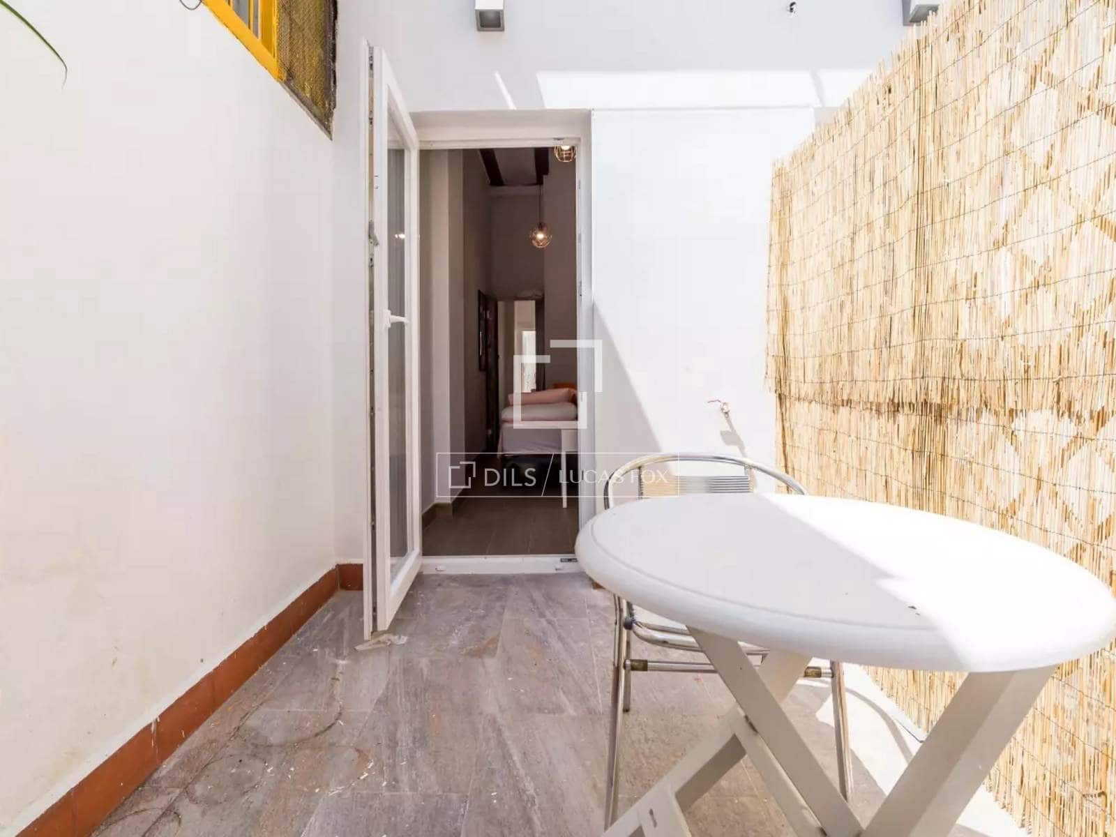 6 bedroom Apartment for sale in Valencia city - € 690,000 (Ref: 9841537)