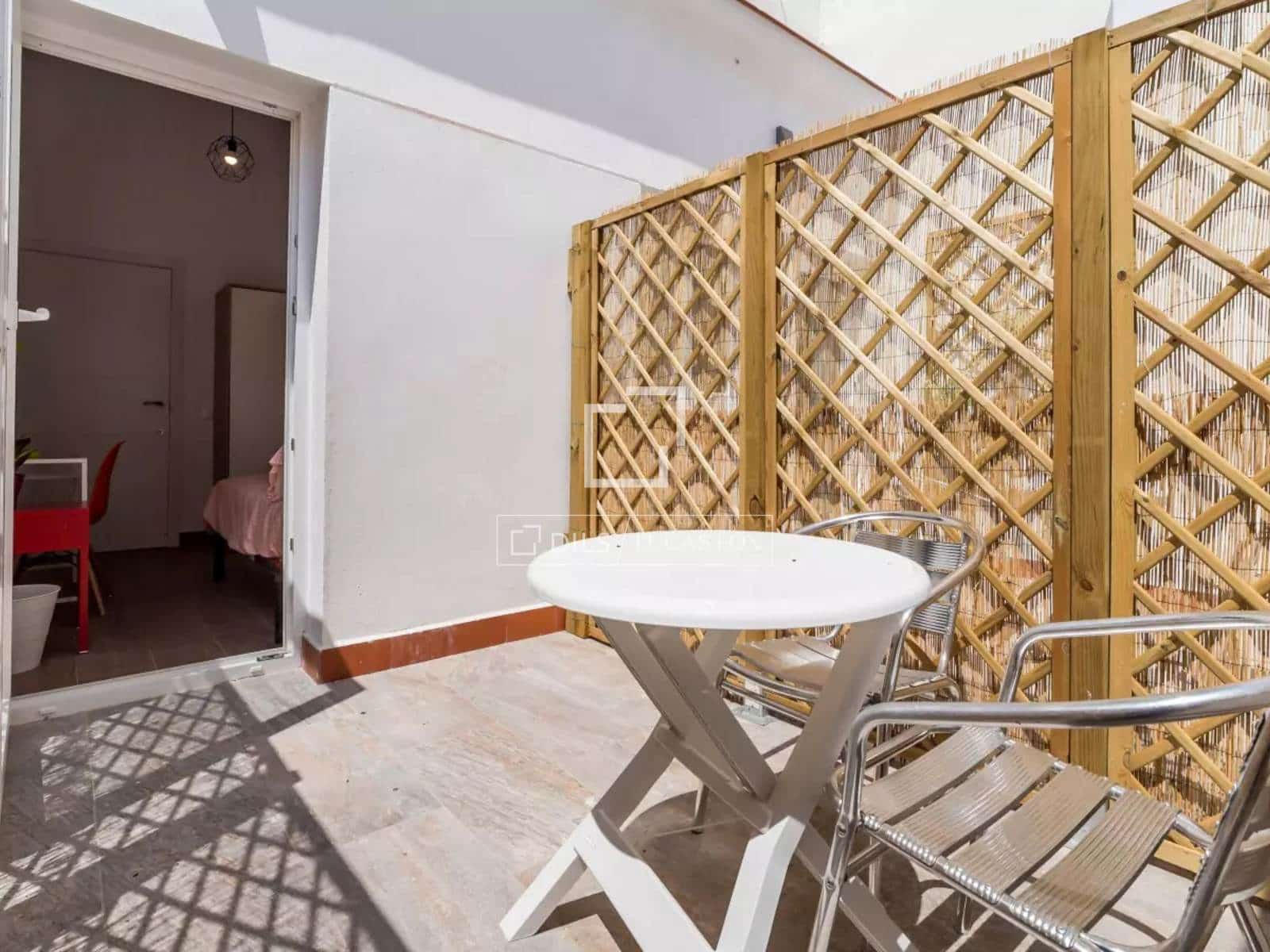 6 bedroom Apartment for sale in Valencia city - € 690,000 (Ref: 9841537)