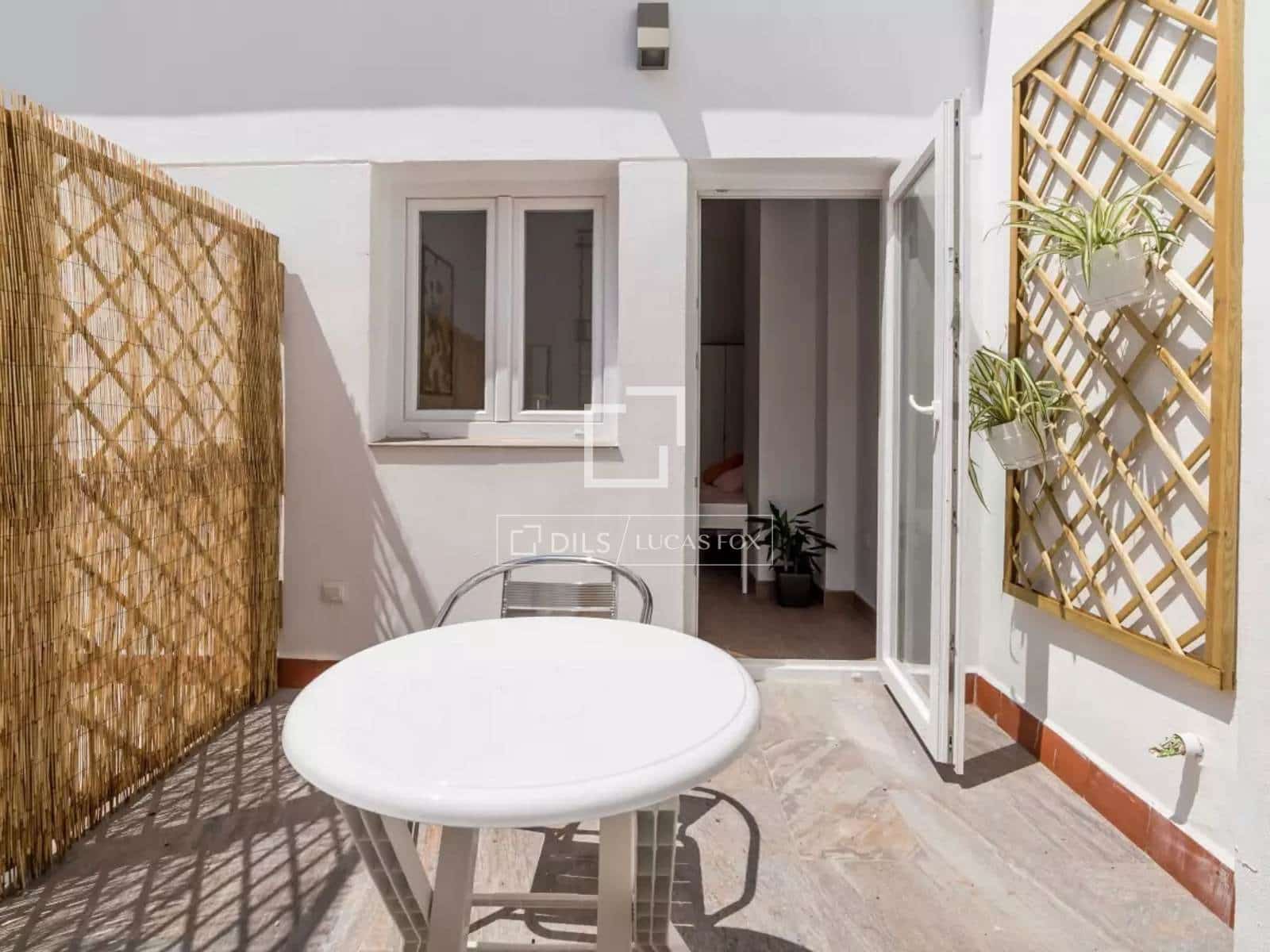 6 bedroom Apartment for sale in Valencia city - € 690,000 (Ref: 9841537)