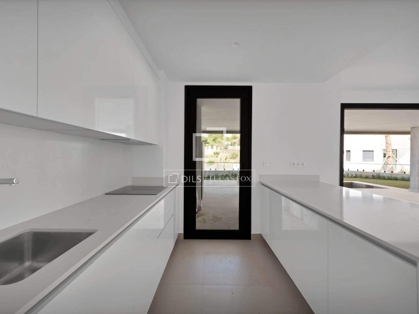 3 sypialnia Apartament na sprzedaż w Marbella z basenem garażem - 850 000 € (Ref: 9841538)