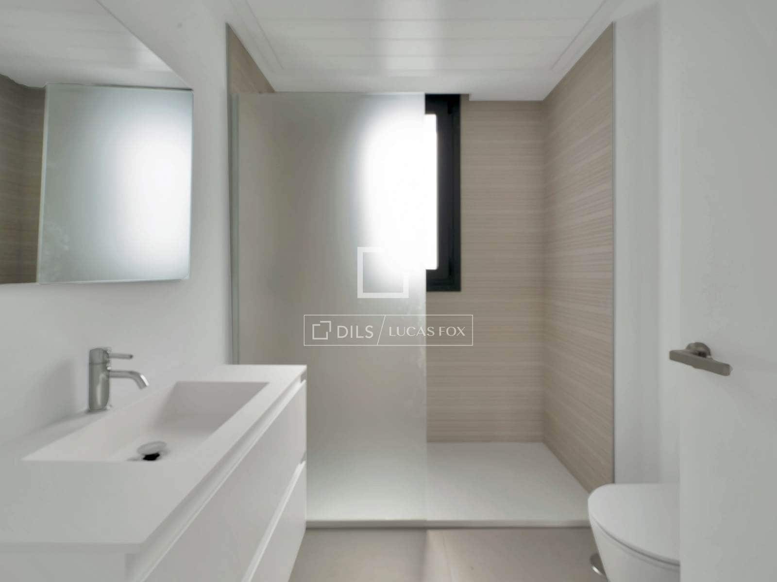 3 sypialnia Apartament na sprzedaż w Marbella z basenem garażem - 850 000 € (Ref: 9841538)