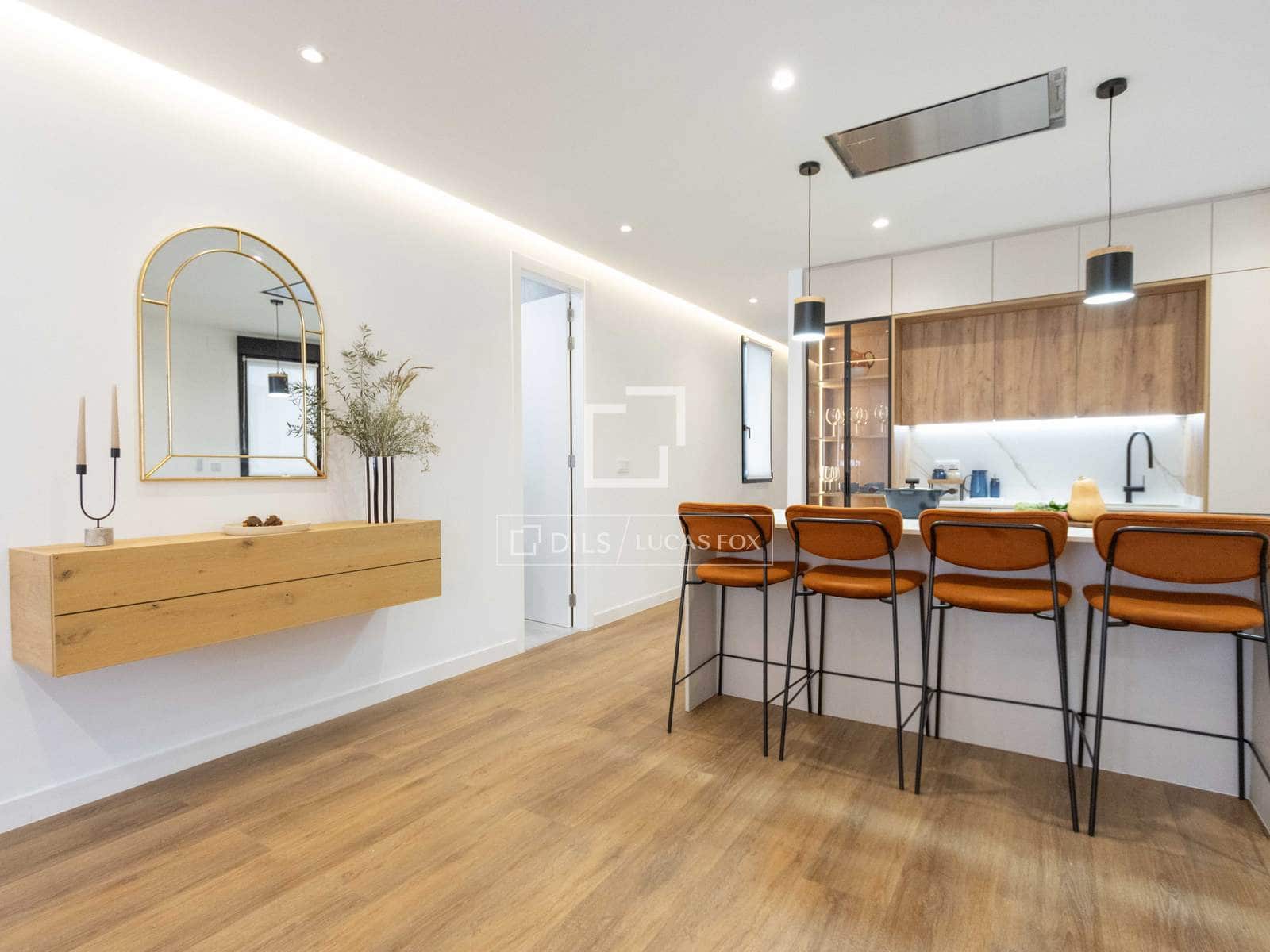 4 bedroom Apartment for sale in Valencia city - € 1,200,000 (Ref: 9841540)