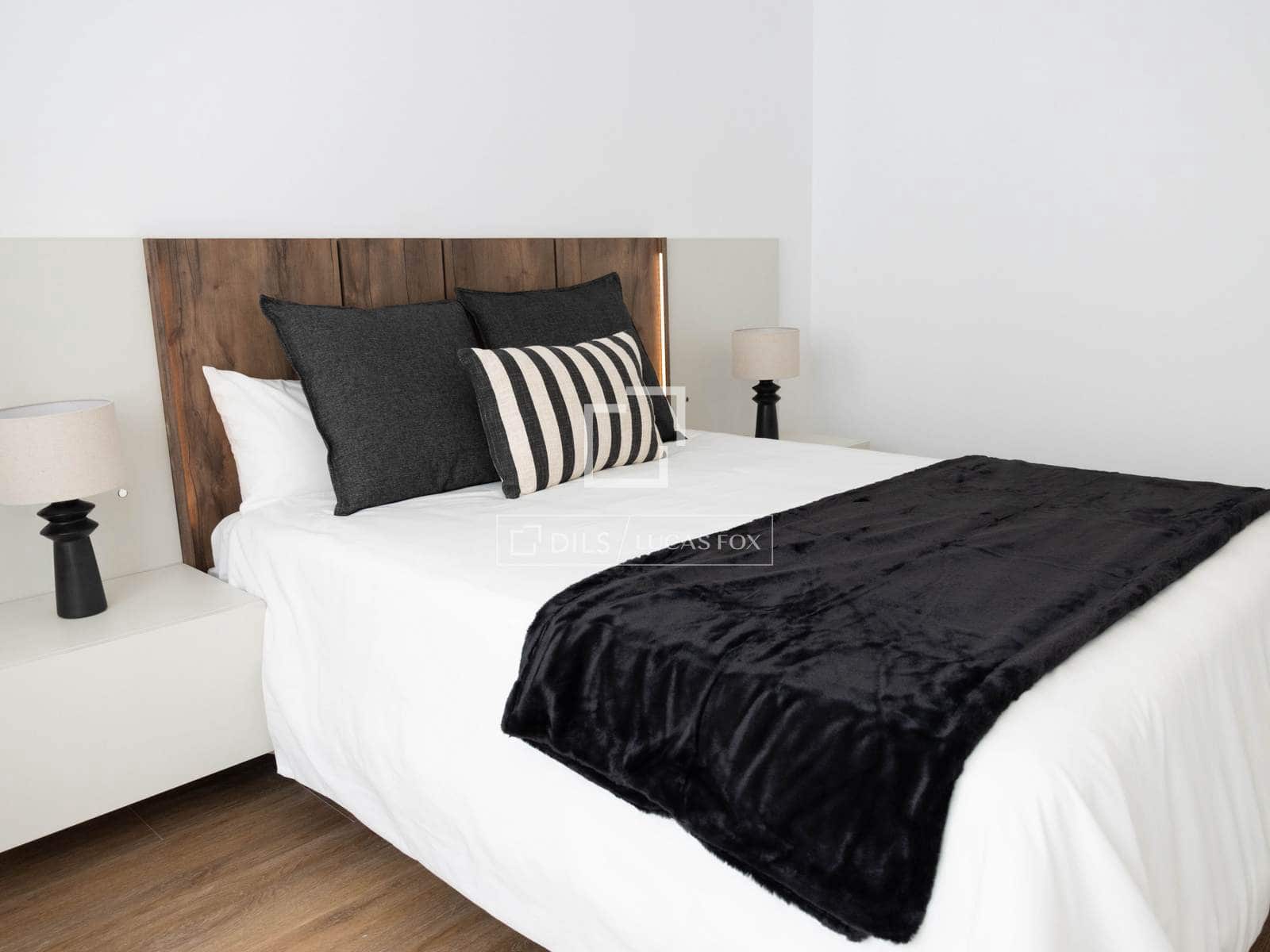 4 bedroom Apartment for sale in Valencia city - € 1,200,000 (Ref: 9841540)