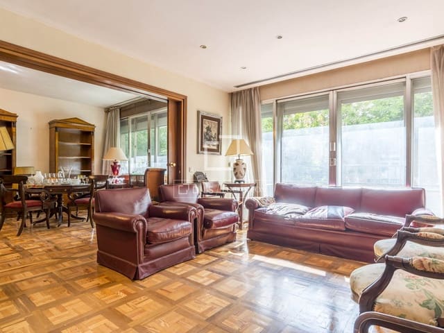 4 sypialnia Apartament na sprzedaż w Almagro, Miasto Madryt z basenem garażem - 2 650 000 € (Ref: 9841706)