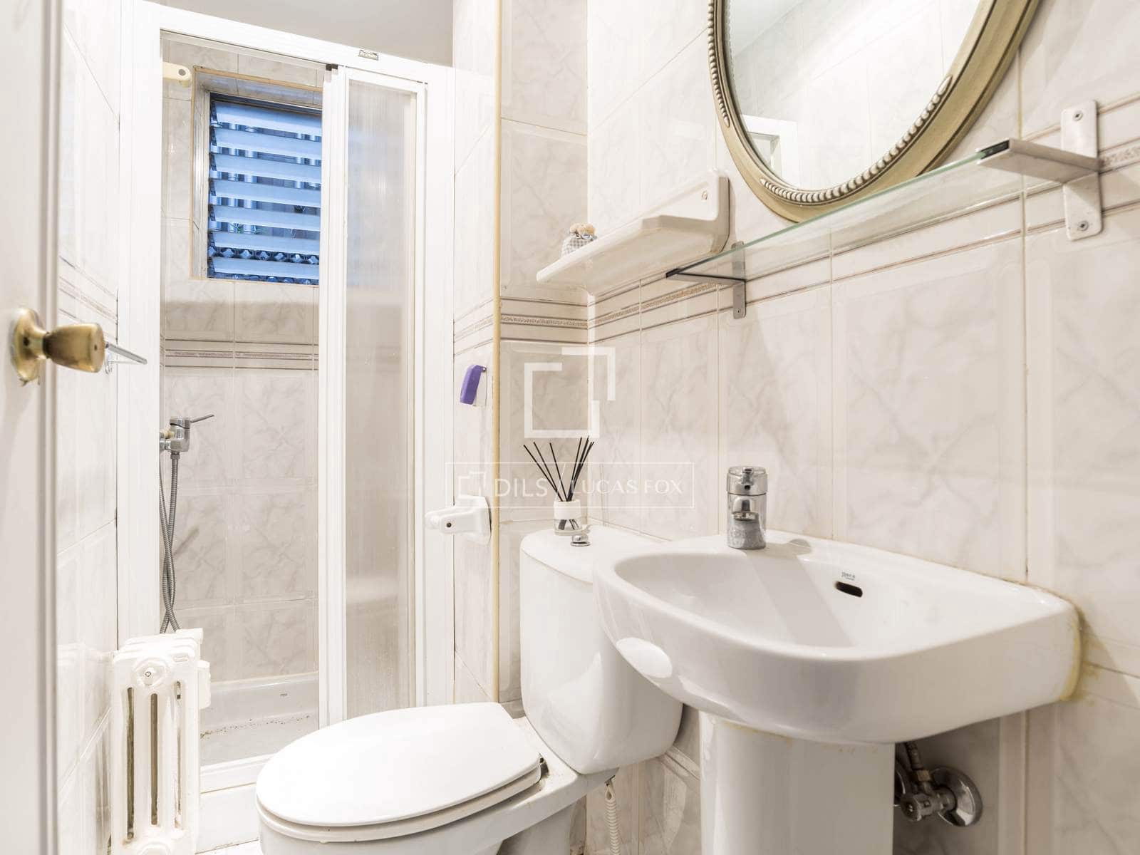 4 bedroom Apartment for sale in Madrid city with pool garage - € 2,650,000 (Ref: 9841706)