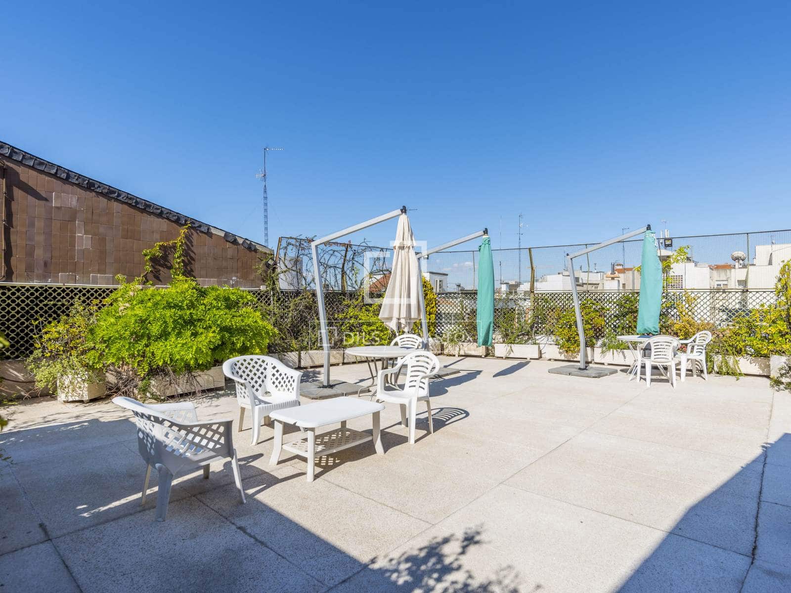 4 bedroom Apartment for sale in Madrid city with pool garage - € 2,650,000 (Ref: 9841706)
