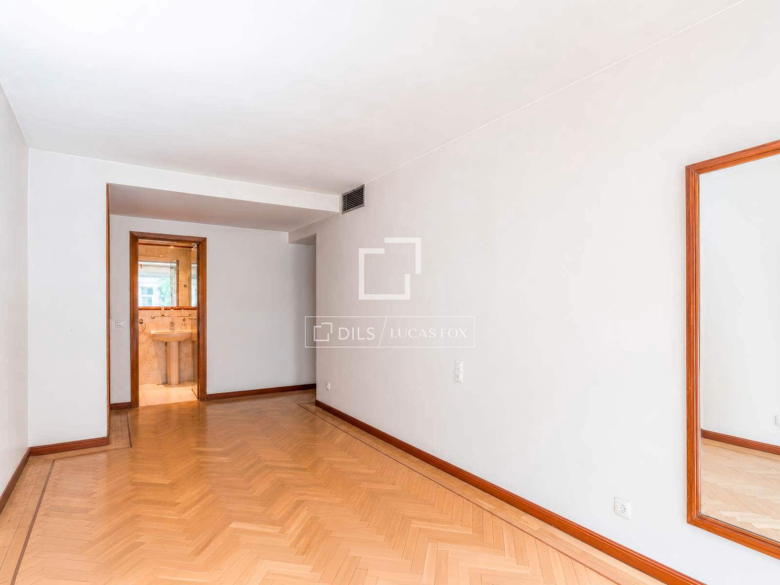 4 camera da letto Appartamento in vendita in Madrid citta con piscina garage - 2.300.000 € (Rif: 9841706)