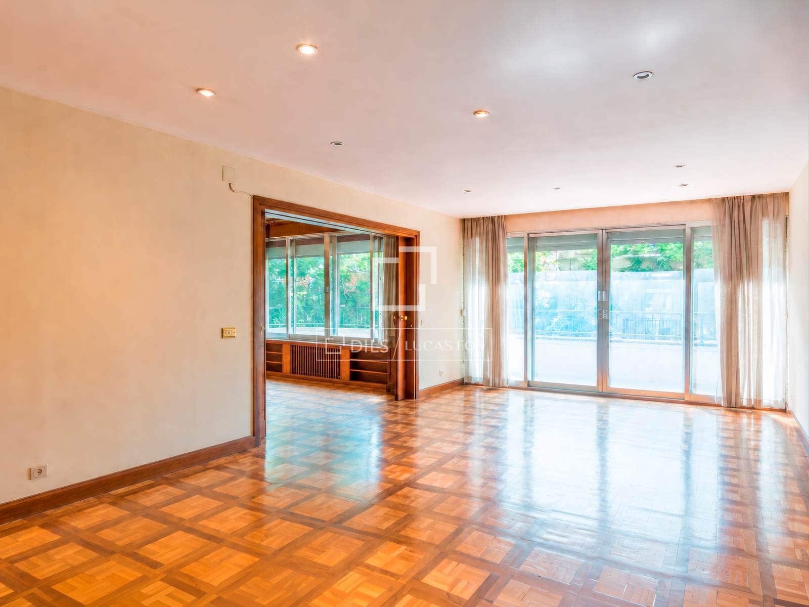 4 camera da letto Appartamento in vendita in Madrid citta con piscina garage - 2.300.000 € (Rif: 9841706)