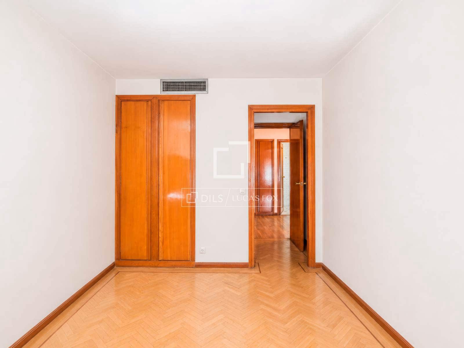 4 camera da letto Appartamento in vendita in Madrid citta con piscina garage - 2.300.000 € (Rif: 9841706)