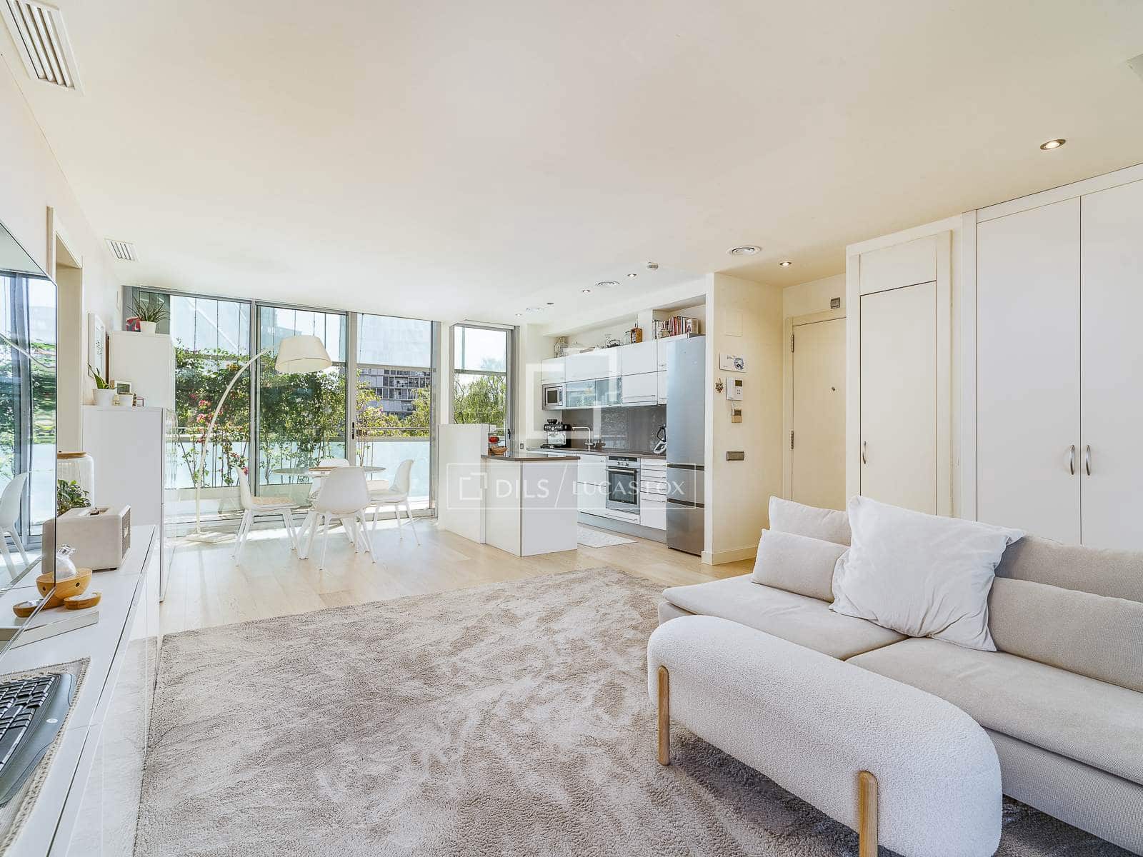 2 slaapkamer Appartement te koop in Barcelona stad met garage - € 1.080.000 (Ref: 9841707)