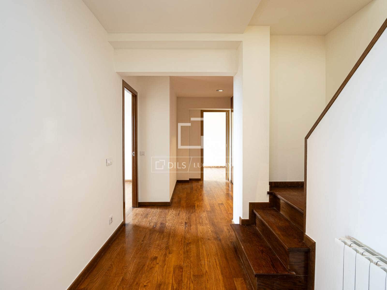 6 soveværelse Villa til salg i Barcelona by med garage - € 1.790.000 (Ref: 9841708)