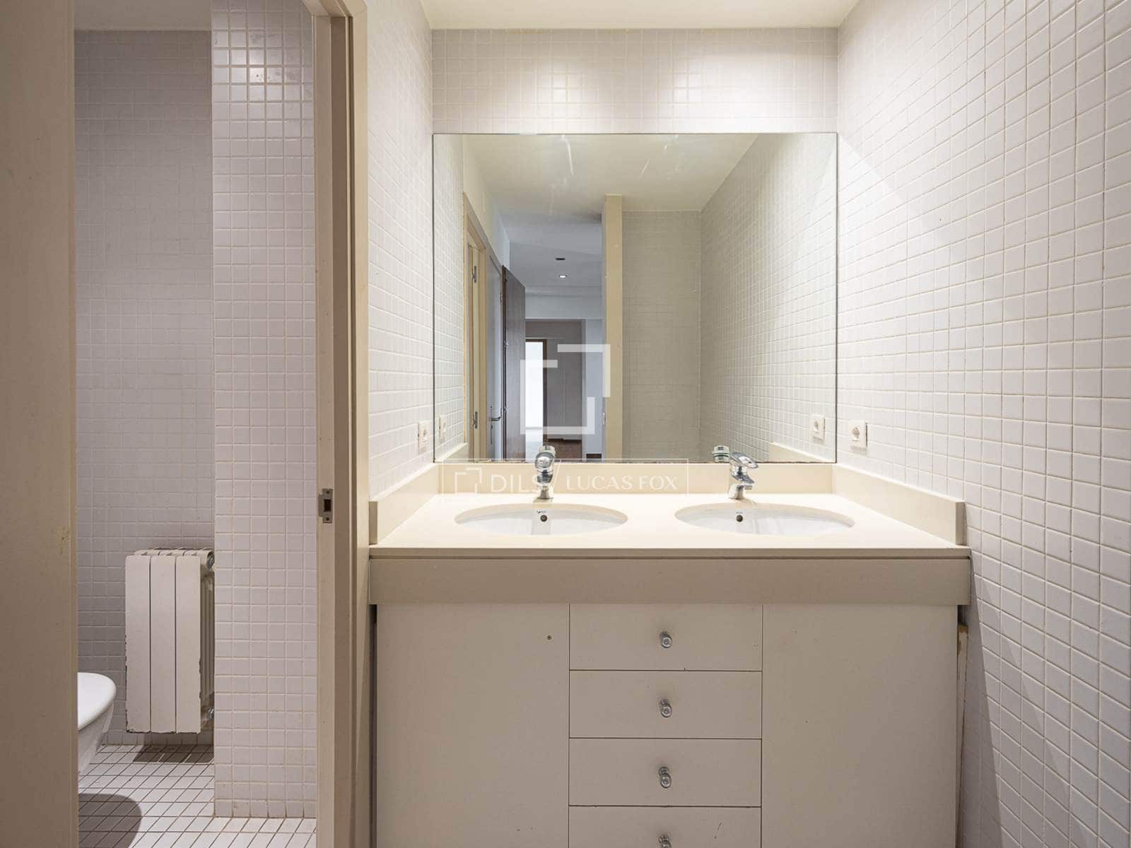 6 soveværelse Villa til salg i Barcelona by med garage - € 1.790.000 (Ref: 9841708)