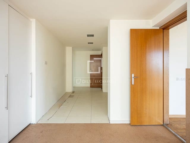 6 soveværelse Villa til salg i Barcelona by med garage - € 1.790.000 (Ref: 9841708)