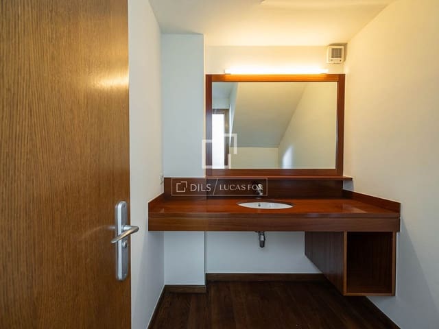 6 soveværelse Villa til salg i Barcelona by med garage - € 1.790.000 (Ref: 9841708)