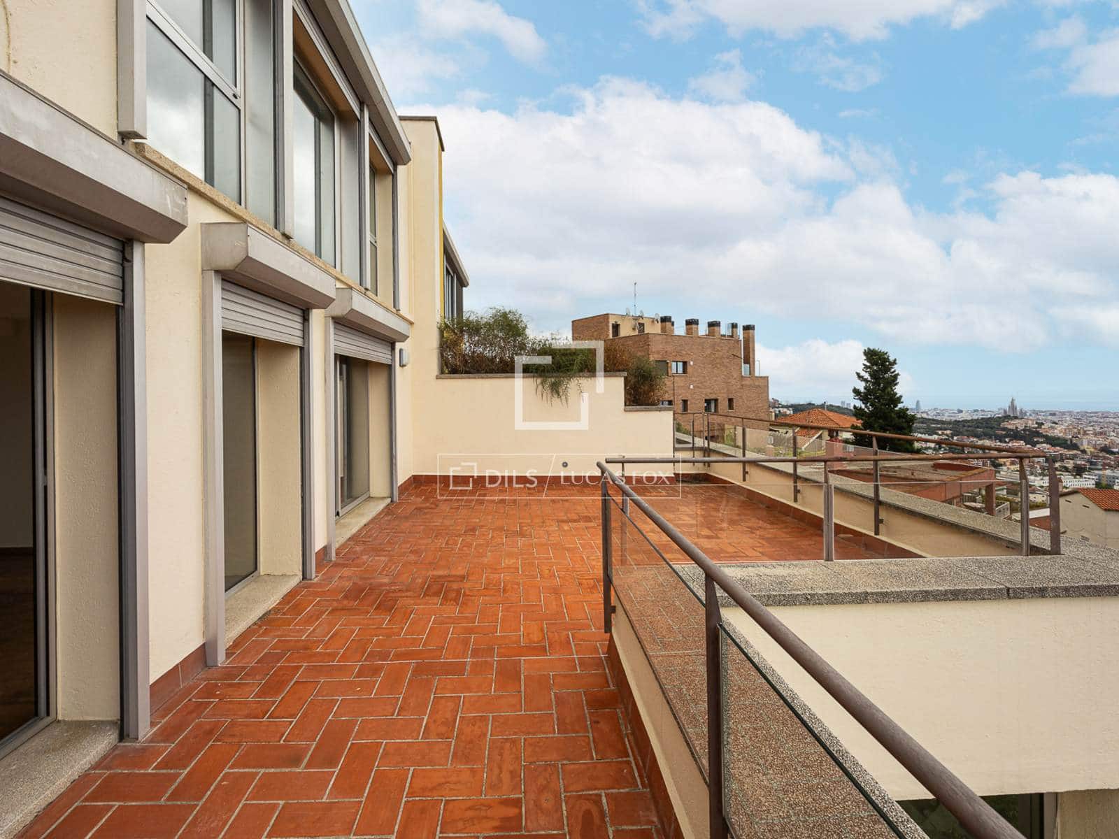 6 soveværelse Villa til salg i Barcelona by med garage - € 1.790.000 (Ref: 9841708)