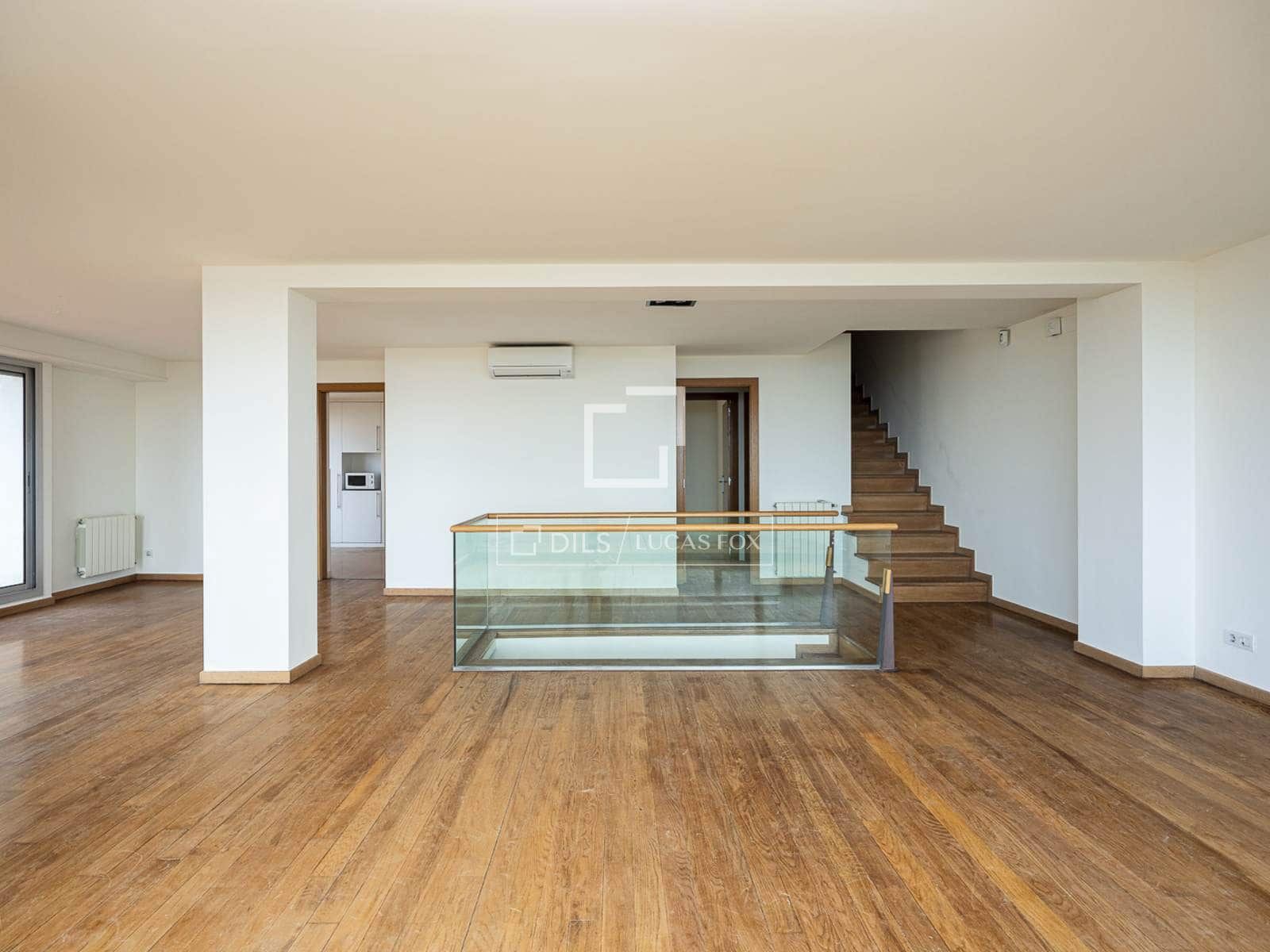 6 soveværelse Villa til salg i Barcelona by med garage - € 1.790.000 (Ref: 9841708)
