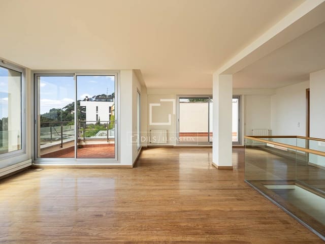 6 soveværelse Villa til salg i Barcelona by med garage - € 1.790.000 (Ref: 9841708)