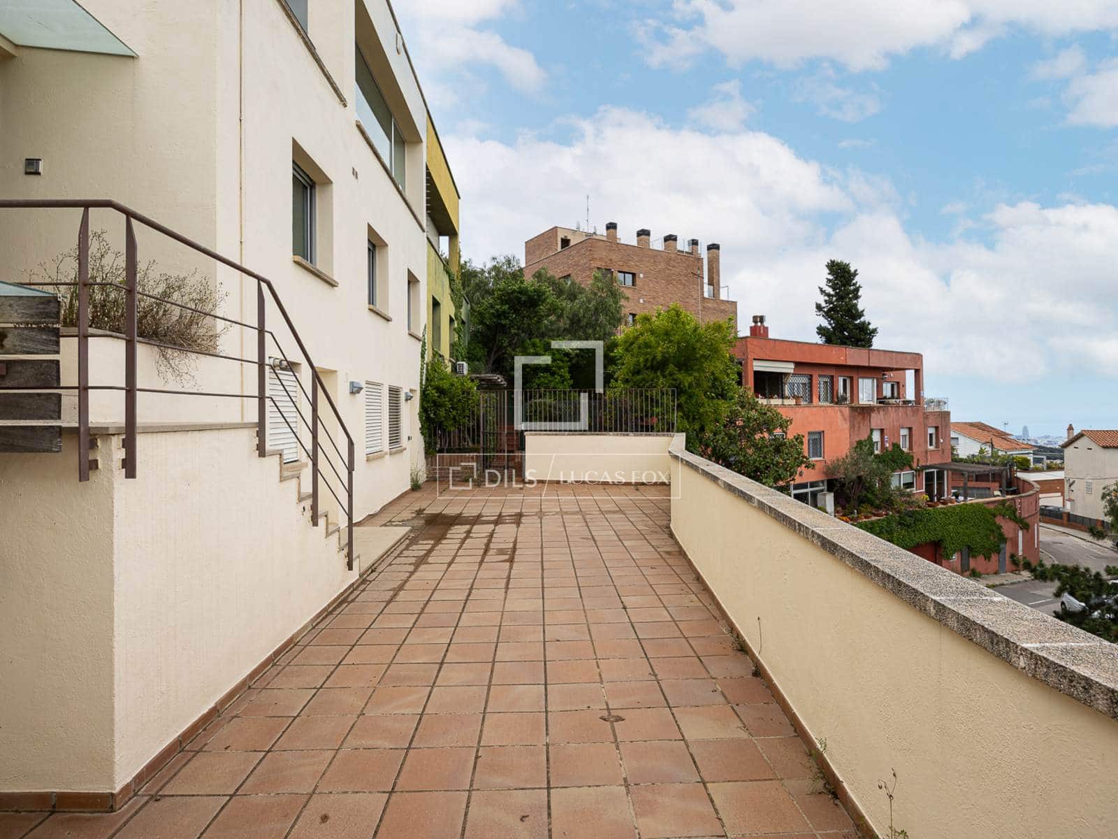 6 soveværelse Villa til salg i Barcelona by med garage - € 1.790.000 (Ref: 9841708)