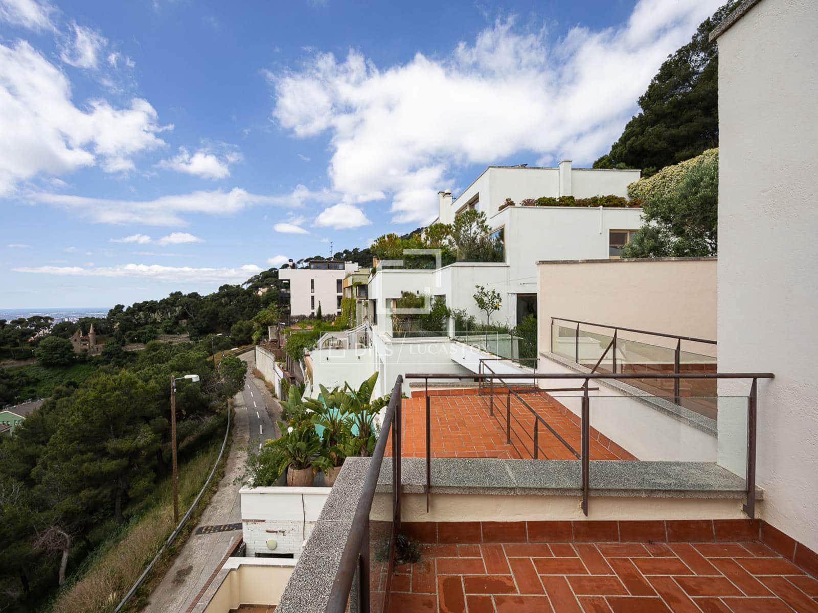 6 soveværelse Villa til salg i Barcelona by med garage - € 1.790.000 (Ref: 9841708)