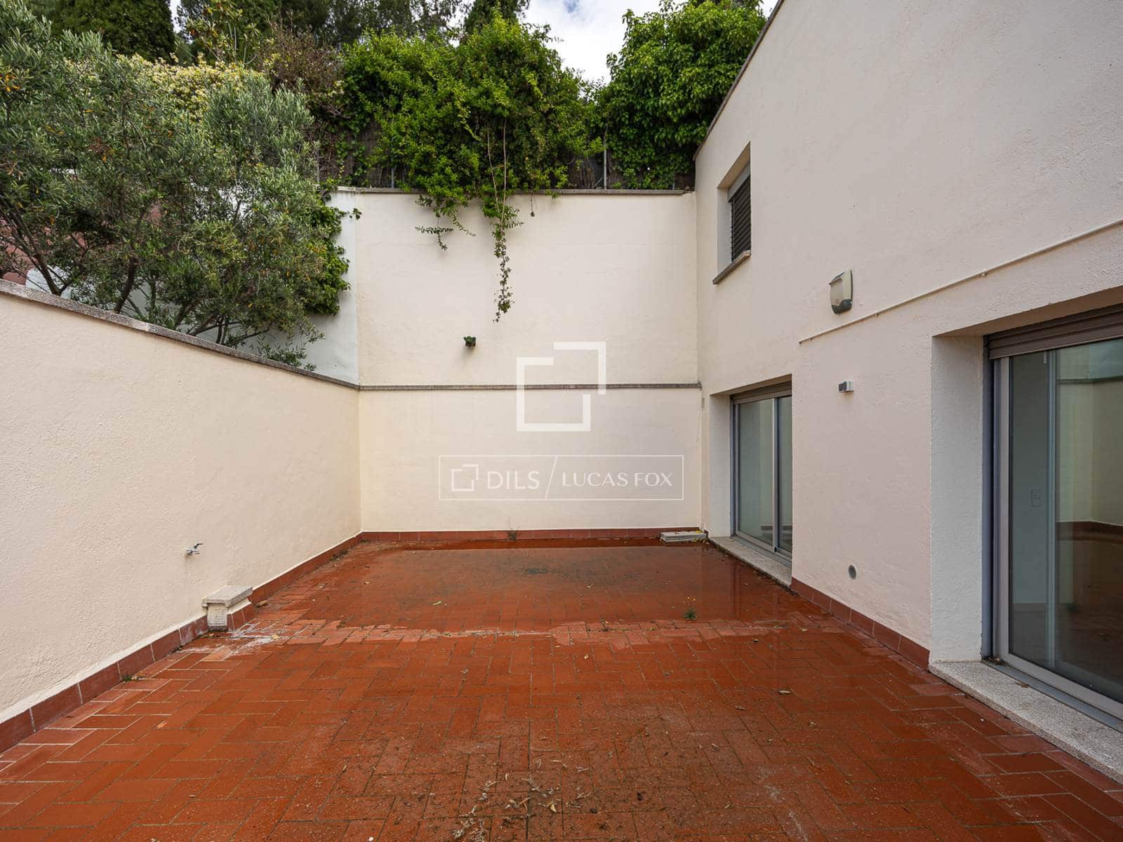 6 soveværelse Villa til salg i Barcelona by med garage - € 1.790.000 (Ref: 9841708)
