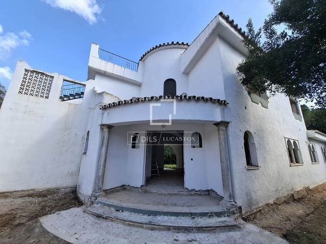 5 bedroom Villa for sale in Marbella with pool garage - € 2,990,000 (Ref: 9841709)