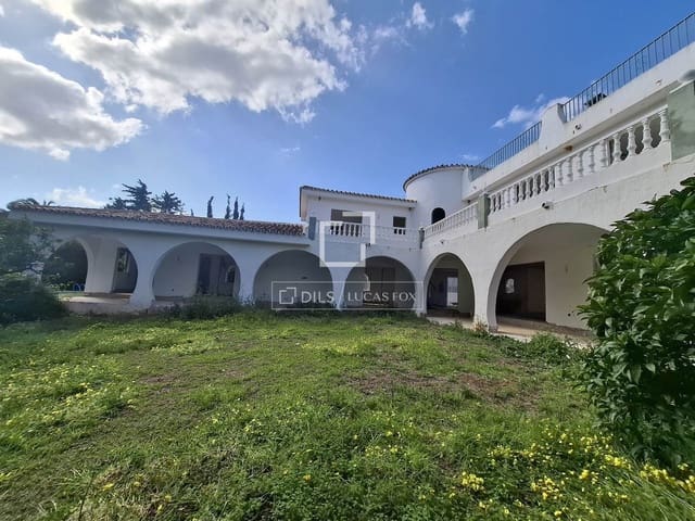 5 bedroom Villa for sale in Marbella with pool garage - € 2,990,000 (Ref: 9841709)