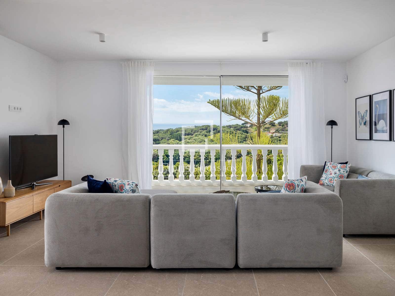 4 soveværelse Villa til salg i Sant Cebria de Vallalta - € 795.000 (Ref: 9841710)
