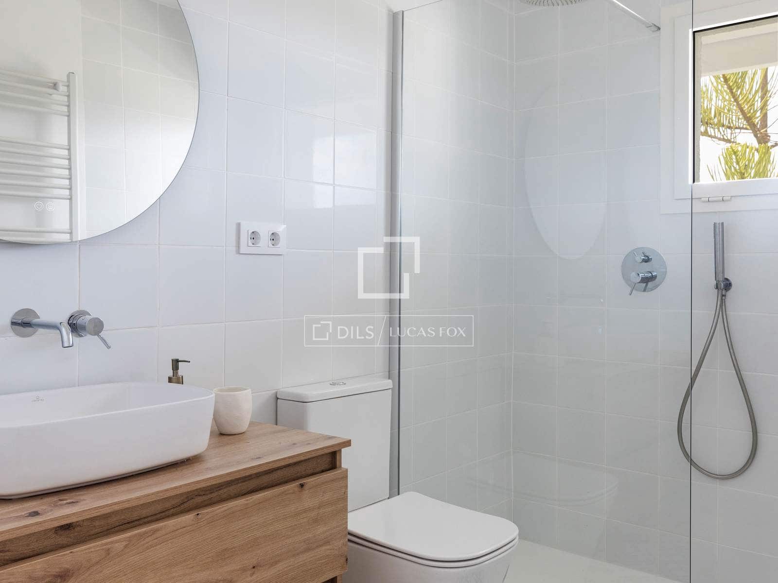 4 soveværelse Villa til salg i Sant Cebria de Vallalta - € 795.000 (Ref: 9841710)