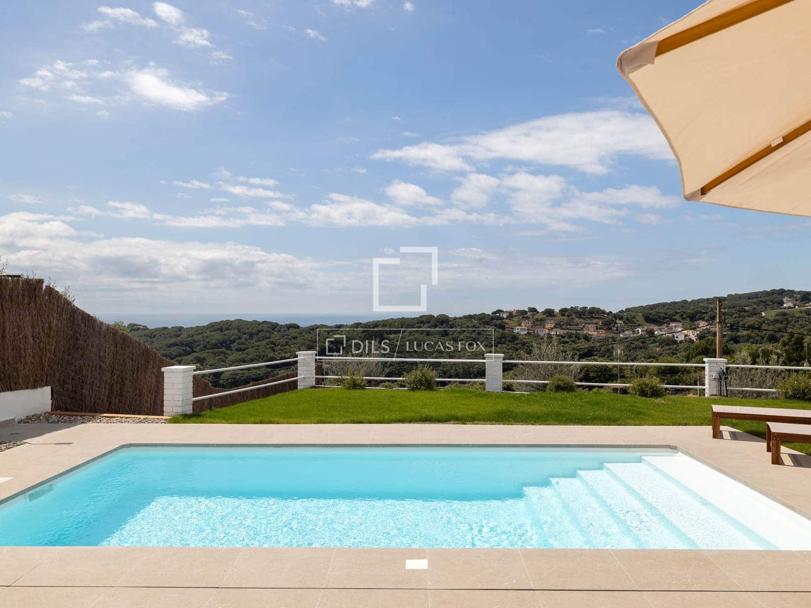 4 soveværelse Villa til salg i Sant Cebria de Vallalta - € 795.000 (Ref: 9841710)