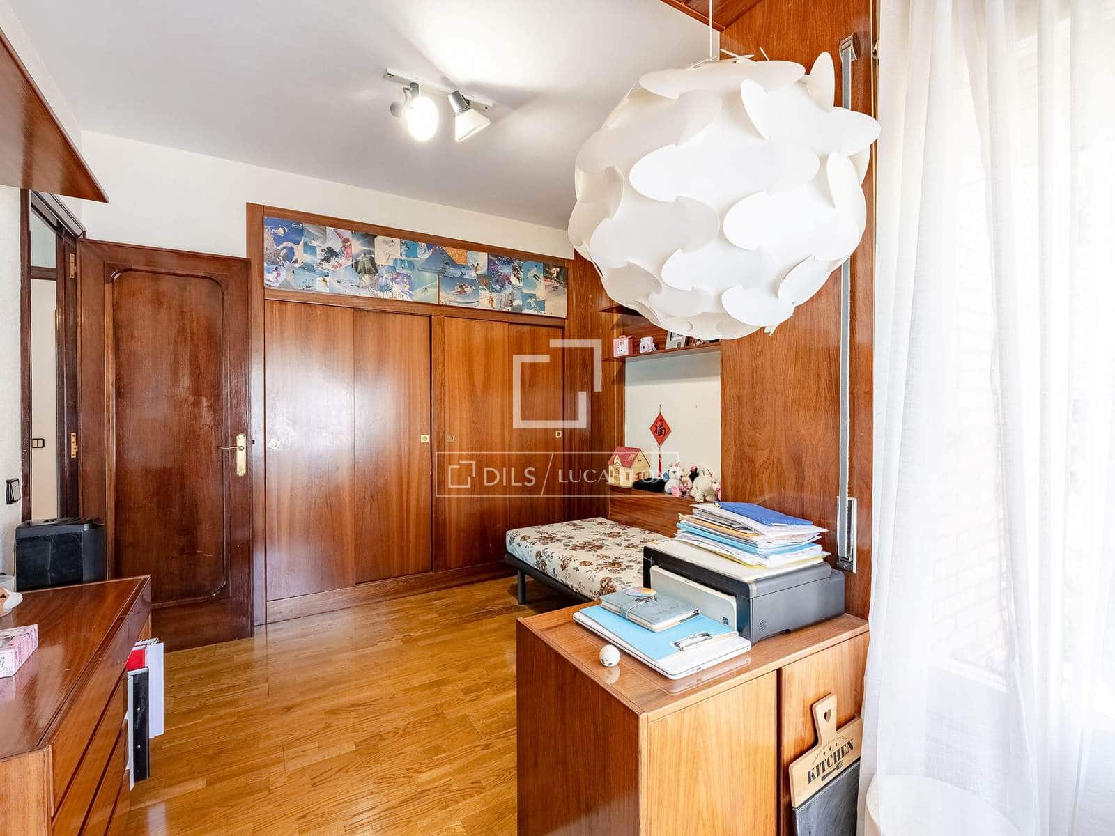 5 slaapkamer Villa te koop in Sant Just Desvern met garage - € 1.250.000 (Ref: 9841711)