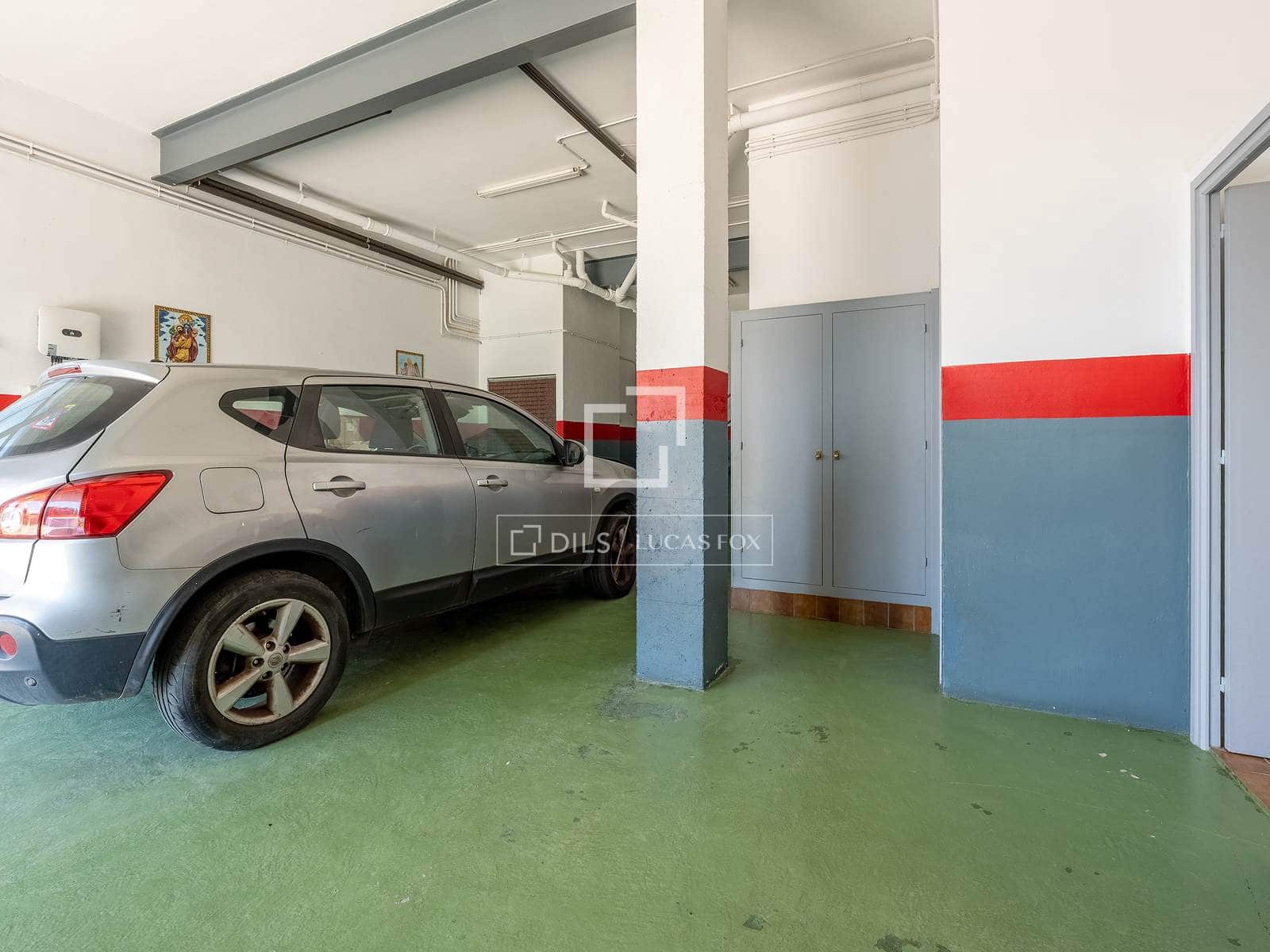 5 slaapkamer Villa te koop in Sant Just Desvern met garage - € 1.250.000 (Ref: 9841711)