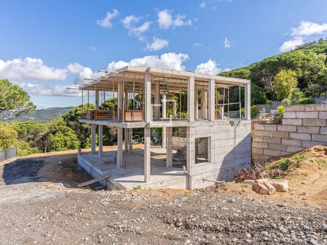Byggetomt til salgs i Lloret de Mar - € 475 000 (Ref: 9841800)