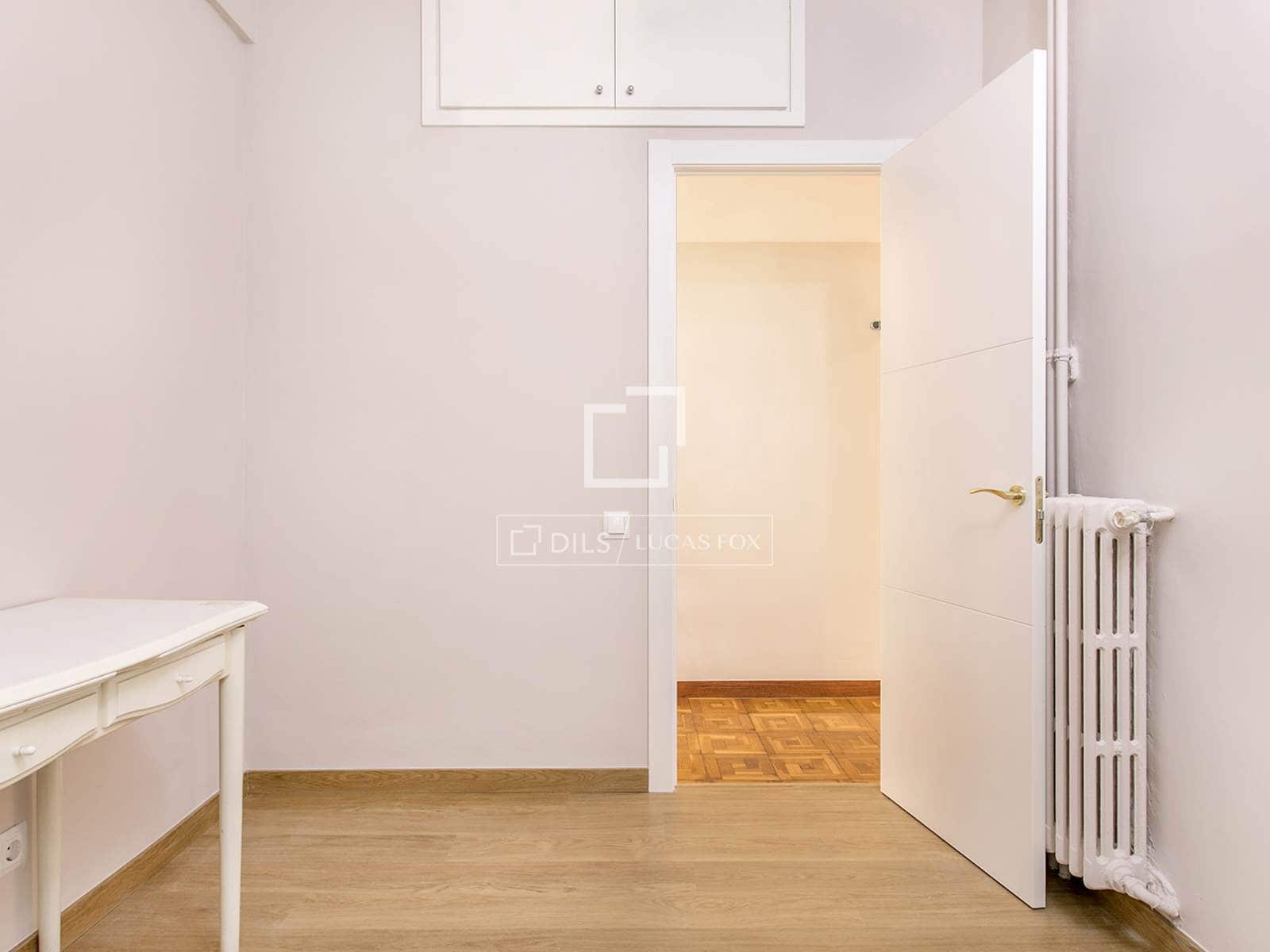 4 soverom Leilighet til salgs i Barcelona by - € 820 000 (Ref: 9841802)