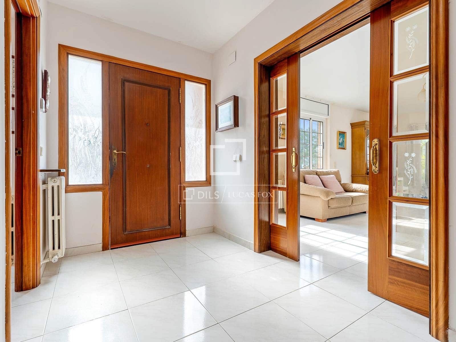 5 soverom Villa til salgs i La Secuita med svømmebasseng garasje - € 520 000 (Ref: 9844164)