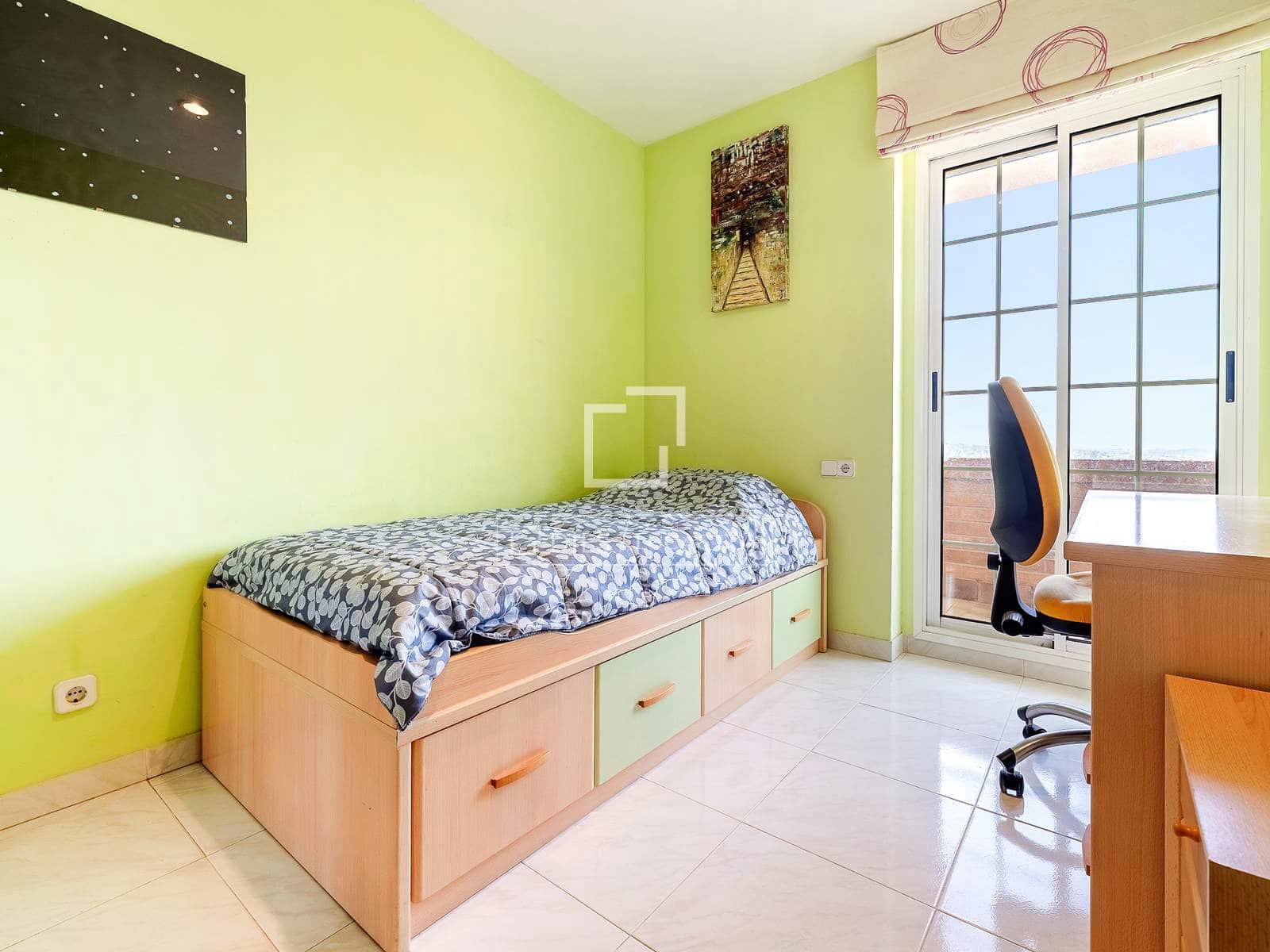 5 soverom Villa til salgs i La Secuita med svømmebasseng garasje - € 520 000 (Ref: 9844164)