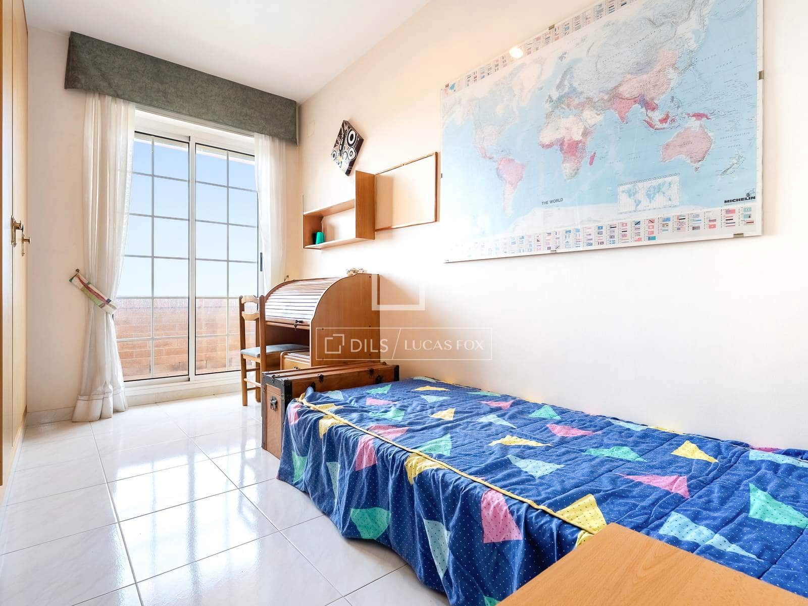 5 soverom Villa til salgs i La Secuita med svømmebasseng garasje - € 520 000 (Ref: 9844164)