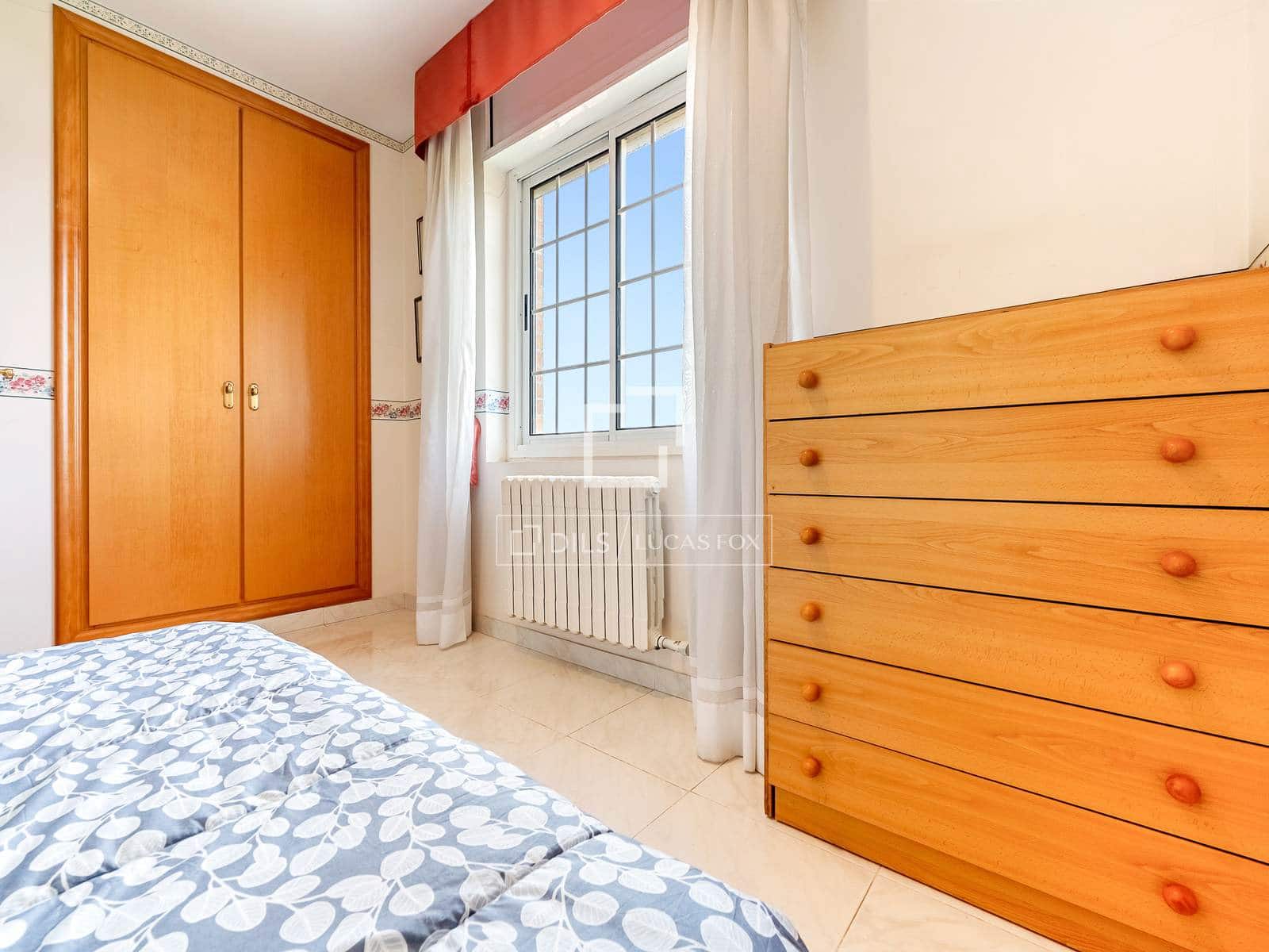 5 soverom Villa til salgs i La Secuita med svømmebasseng garasje - € 520 000 (Ref: 9844164)