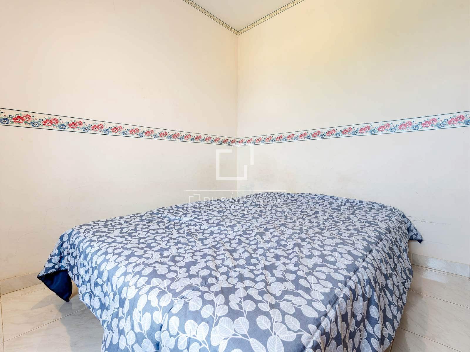 5 soverom Villa til salgs i La Secuita med svømmebasseng garasje - € 520 000 (Ref: 9844164)