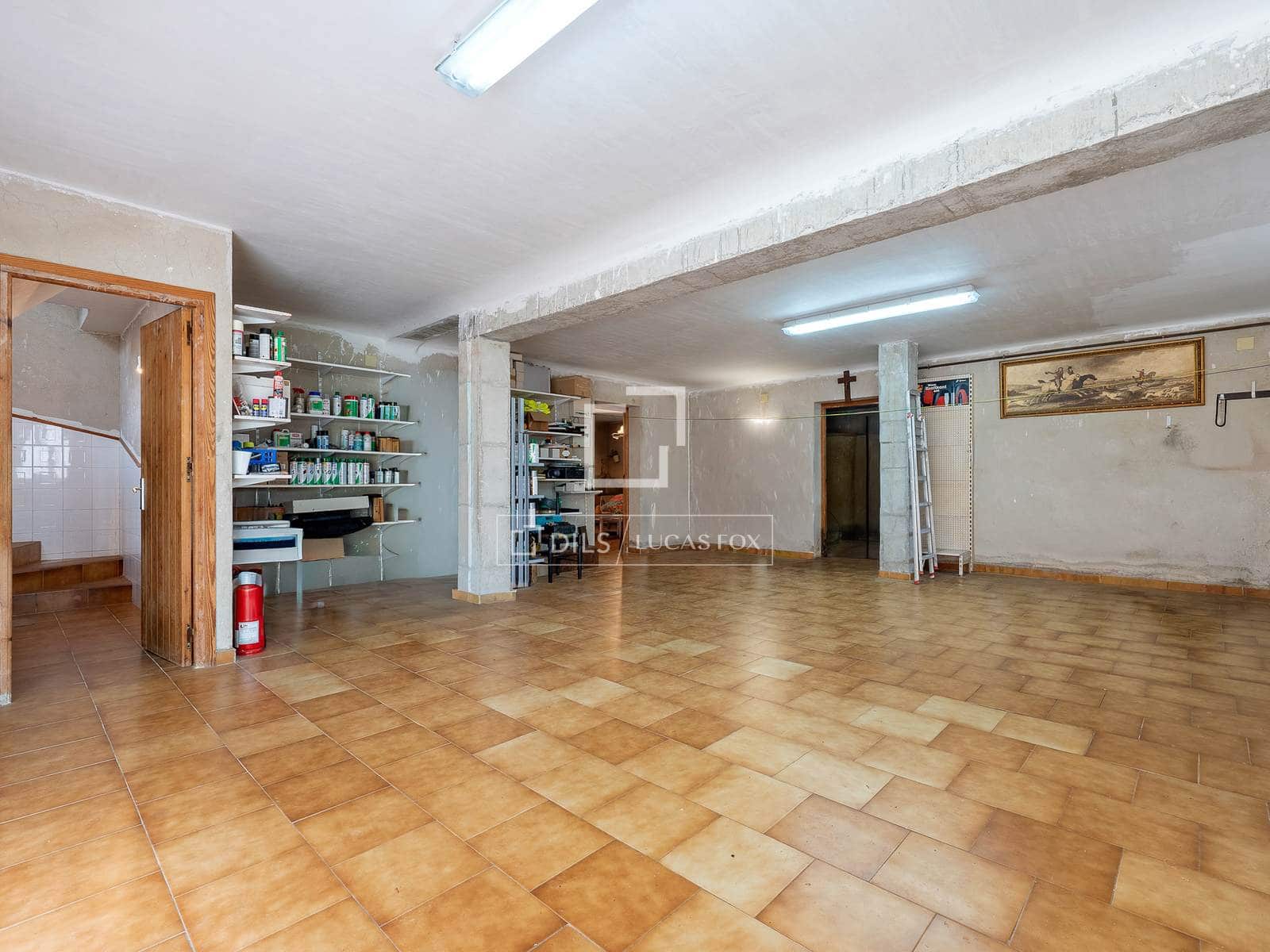 5 soverom Villa til salgs i La Secuita med svømmebasseng garasje - € 520 000 (Ref: 9844164)