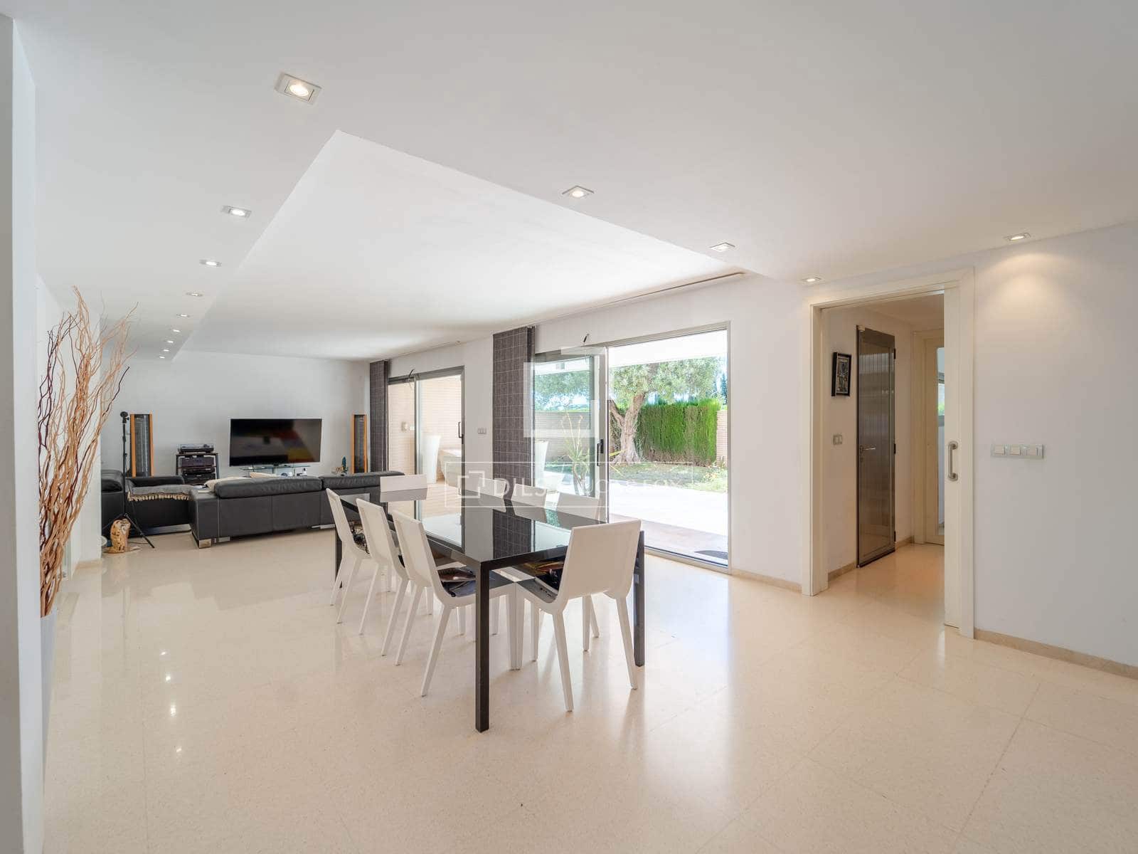 4 bedroom Villa for sale in Godella with pool garage - € 1,400,000 (Ref: 9844165)