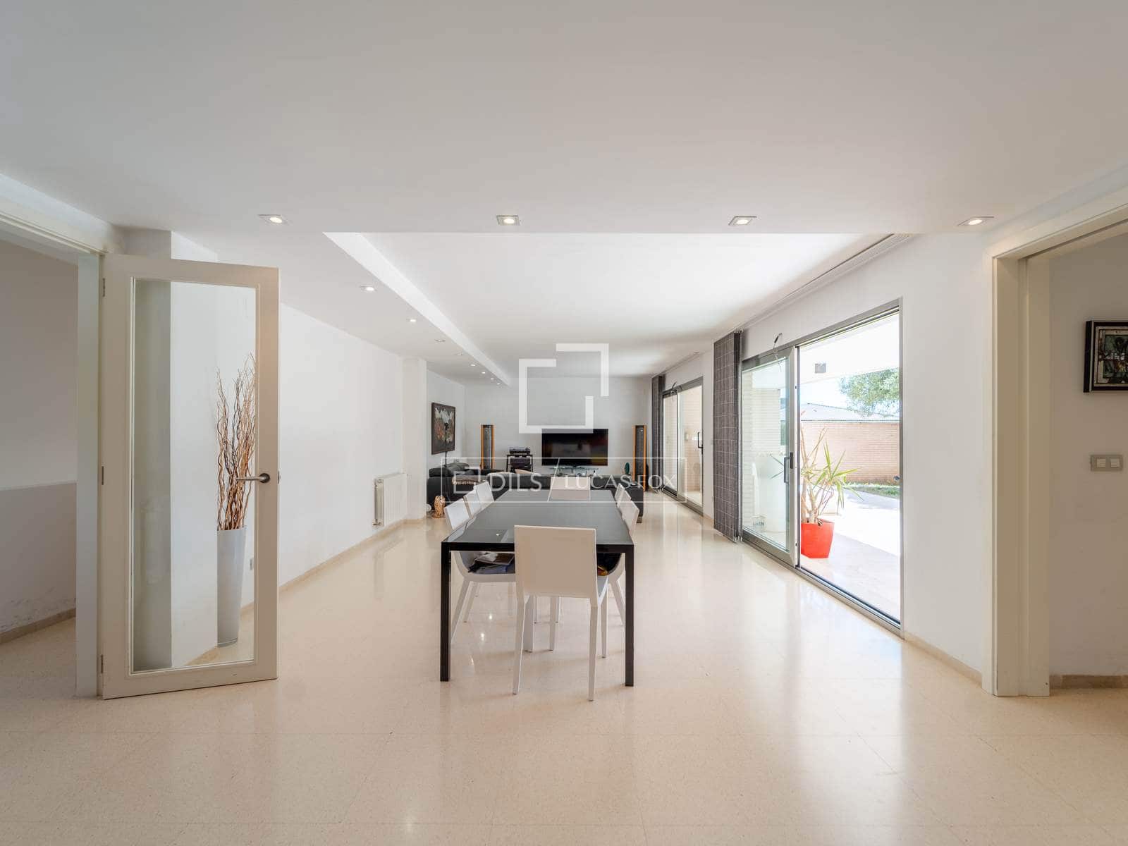 4 bedroom Villa for sale in Godella with pool garage - € 1,400,000 (Ref: 9844165)