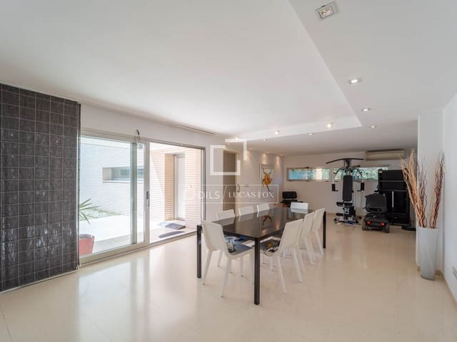 4 soveværelse Villa til salg i Godella med swimmingpool garage - € 1.400.000 (Ref: 9844165)
