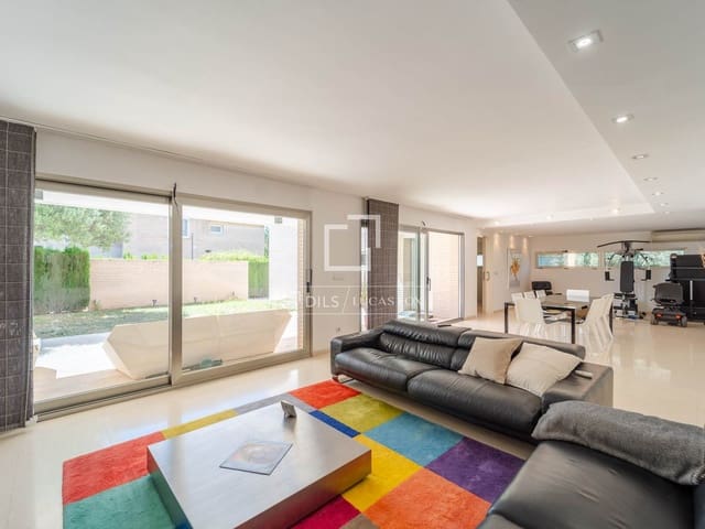 4 soveværelse Villa til salg i Godella med swimmingpool garage - € 1.400.000 (Ref: 9844165)