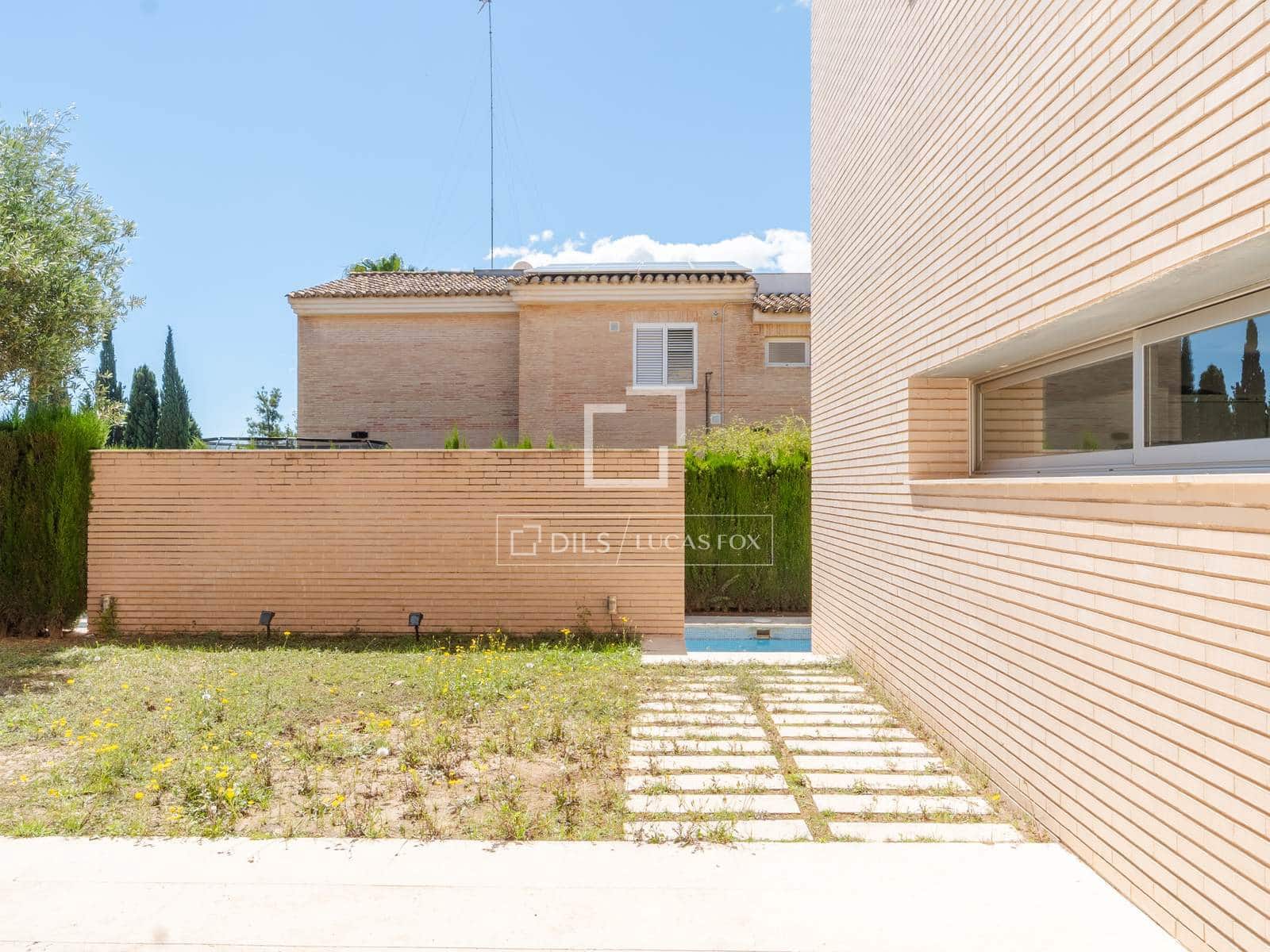 4 bedroom Villa for sale in Godella with pool garage - € 1,400,000 (Ref: 9844165)