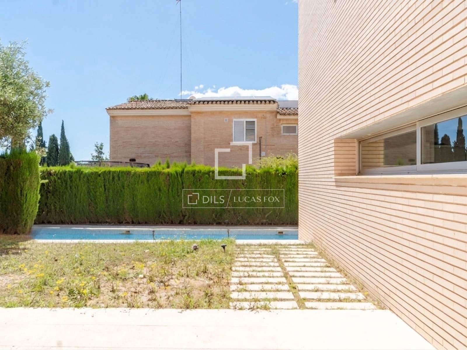 4 bedroom Villa for sale in Godella with pool garage - € 1,400,000 (Ref: 9844165)