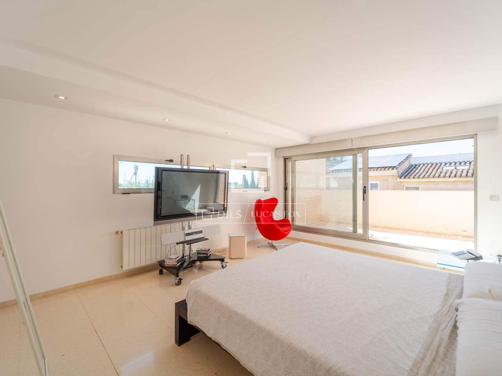4 bedroom Villa for sale in Godella with pool garage - € 1,400,000 (Ref: 9844165)